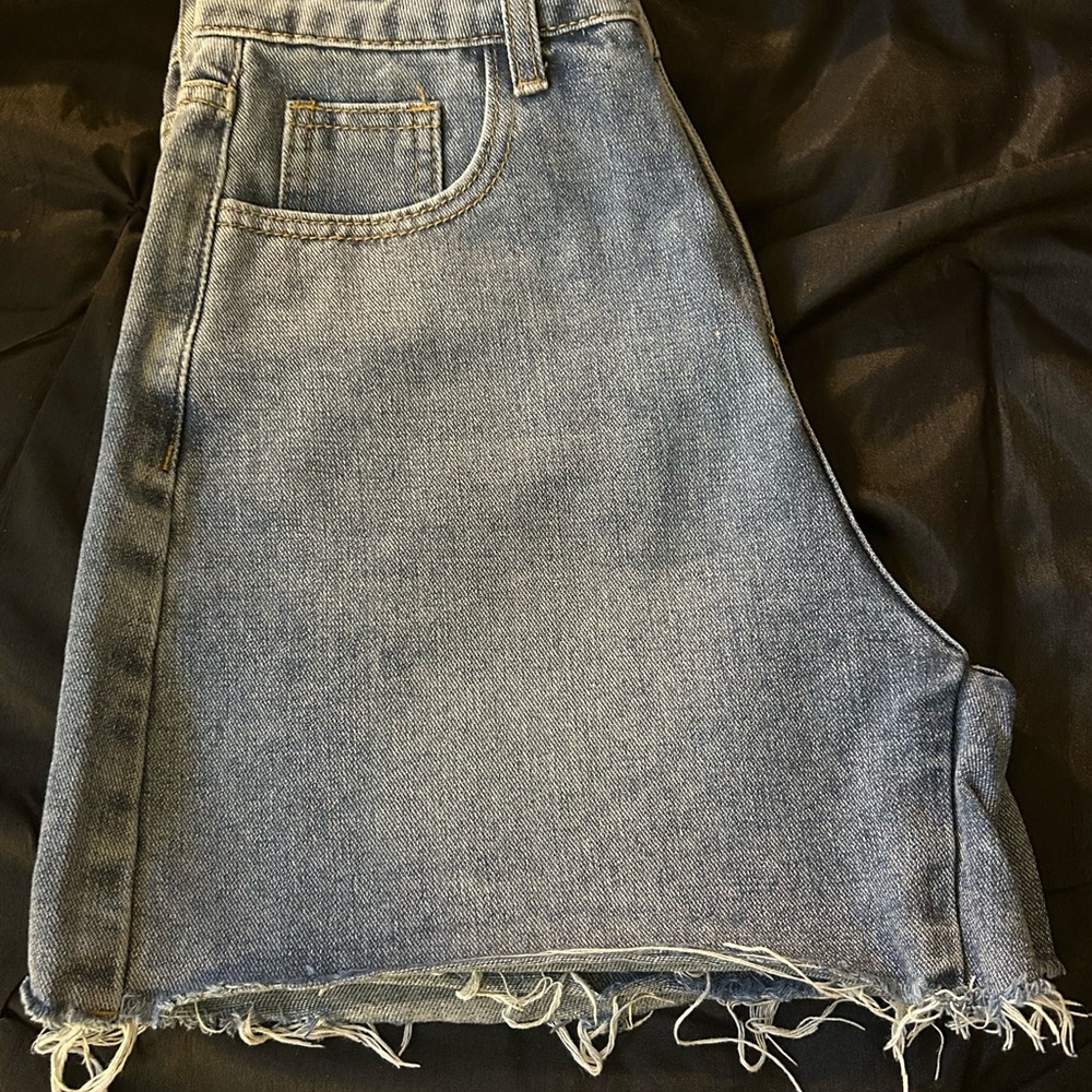 Denim Frayed Hem Shorts